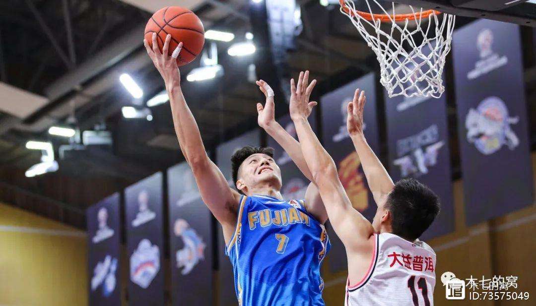 九游娱乐-沃尔夫斯堡发布备战花絮，最后时刻回应争议，CBA常规赛任务艰巨，赛程密集仍需轮换的简单介绍