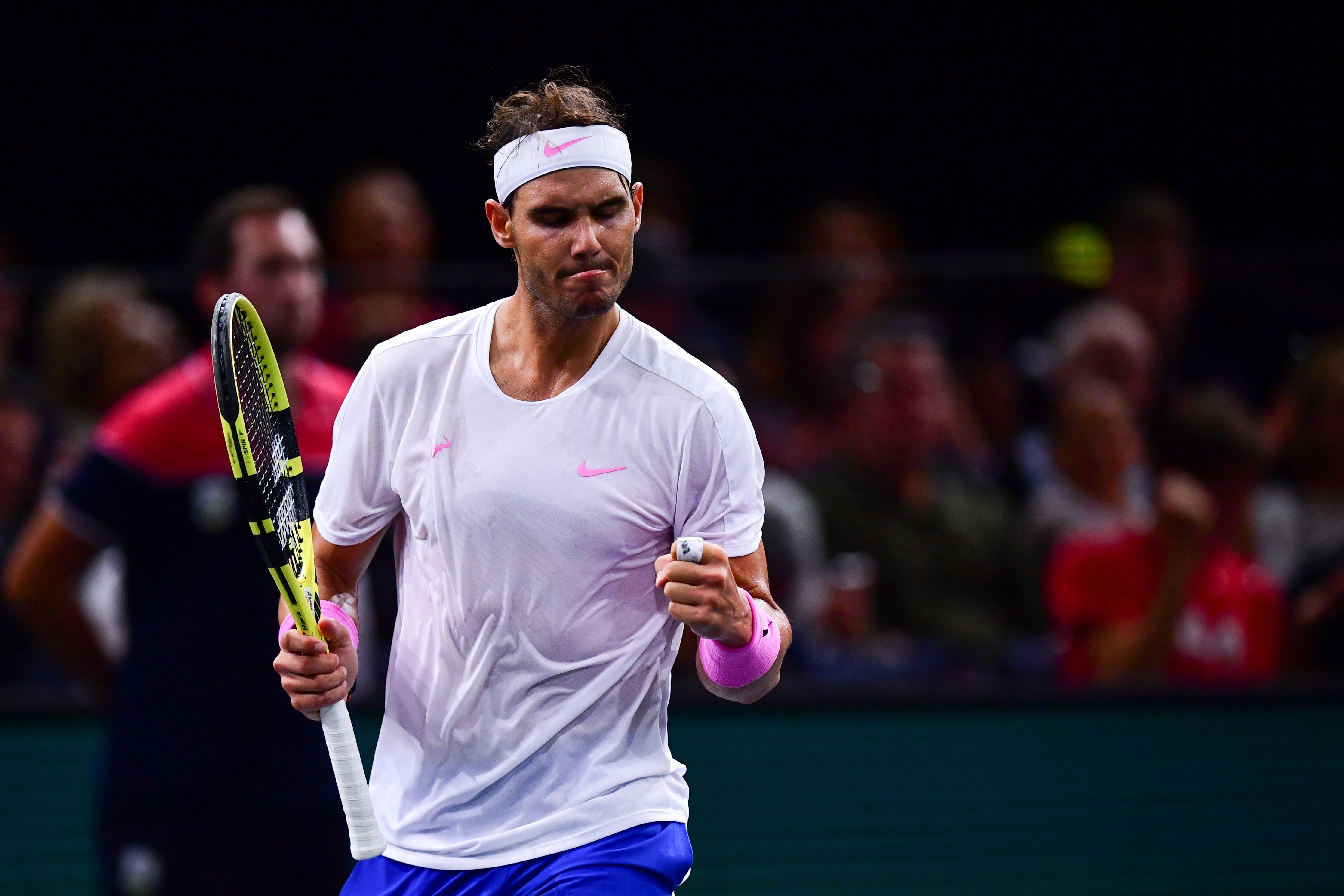 Jiuyou-包含纳达尔迎来十二赛季高光表现，塞尔维亚队球迷沸腾！的词条