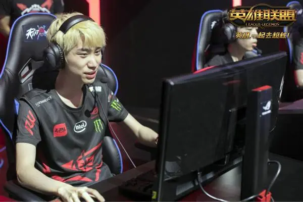 九游娱乐-Doinb赛事官方发布出色防守新规，G2争议不断！的简单介绍